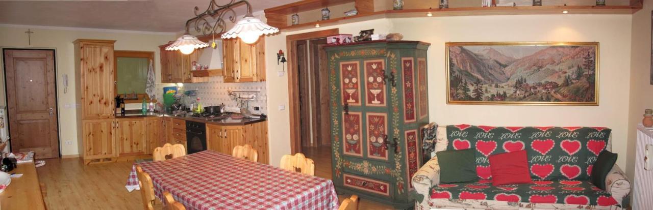 Le Balze Di Carisolo, Trilocale Con Giardino Apartment Екстериор снимка