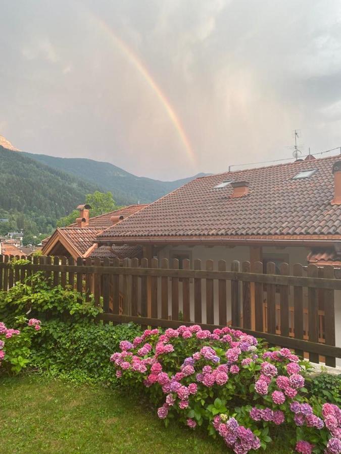 Le Balze Di Carisolo, Trilocale Con Giardino Apartment Екстериор снимка